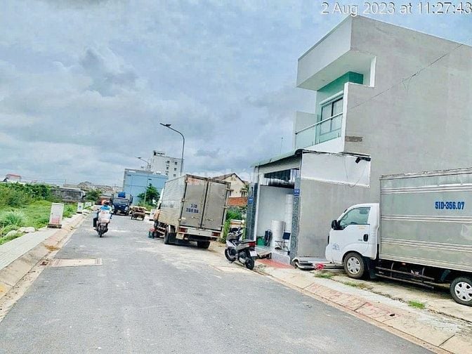 Đất đẹp vỉa hè 2 bên rộng 8m P. Tam Bình gần 70m2 chỉ 3.6tỷ