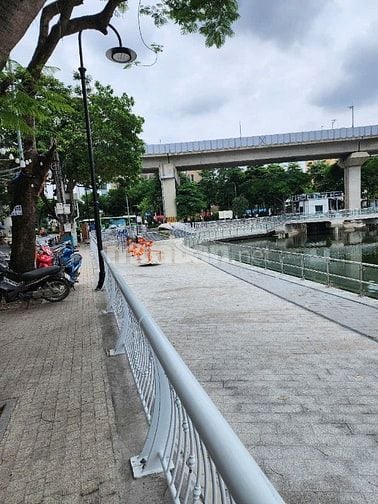 Tôi chính cho thuê của hàng mặt hồ, mặt phố 16 Mai Anh Tuấn