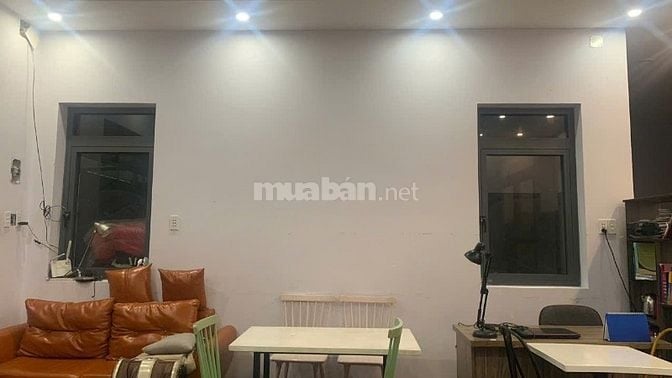Chính chủ cần chuyển nhượng nhà gấp Đường vĩnh phú thành phố Thuận An 