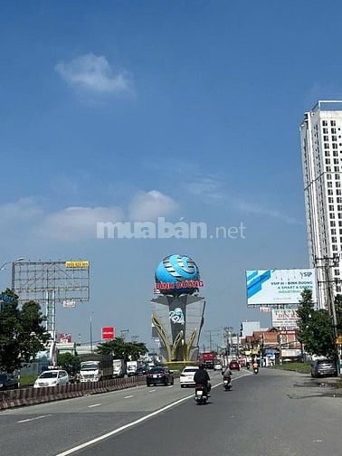 Chính chủ cần chuyển nhượng nhà gấp Đường vĩnh phú thành phố Thuận An 