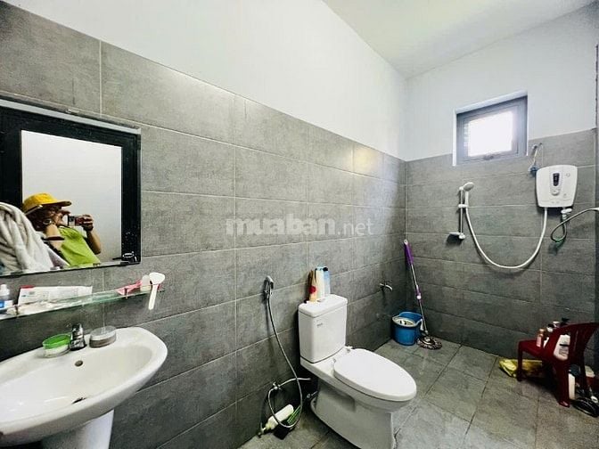 Chính chủ cần chuyển nhượng nhà gấp Đường vĩnh phú thành phố Thuận An 