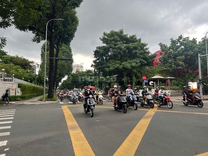 Siêu phẩm Góc 2 mặt tiền 52 Trương Định - Trung tâm Quận 3