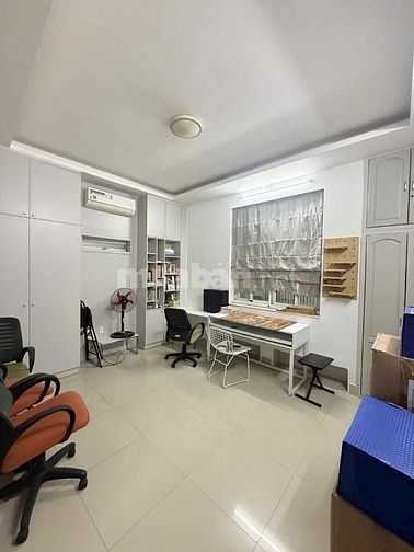 CĂN GÓC 3 MẶT TIỀN – SÁT MẶT TIỀN LÊ LAI, P4 GÒ VẤP GẦN TRƯỜNG ĐẠI HỌC