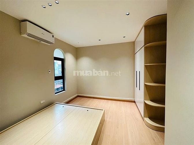 BÁN CĂN 2 PHÒNG NGỦ, GIÁ CHỈ 4 TỶ HƠN,TẬP THỂ HOÀNG QUỐC VIỆT,CẦU GIẤY