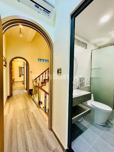 Hẻm xe hơi Lê Văn Sỹ - Đăng Văn Ngữ Tân Bình giáp P.Nhuận thang máy