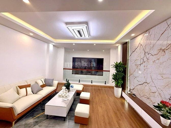 Nhà Đẹp Thang Máy Trường Chinh 39/43m, 6 tầng, mt 7.3m, giá 12.8 tỷ.