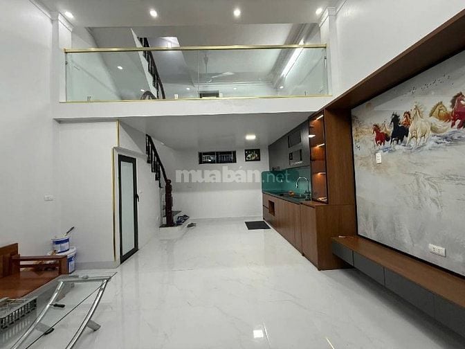 Kim Ngưu-Hai Bà Trưng-Nhà Đẹp-3Thoáng-30m2 x 5Tầng-Full Nội Thất-7Tỷ25