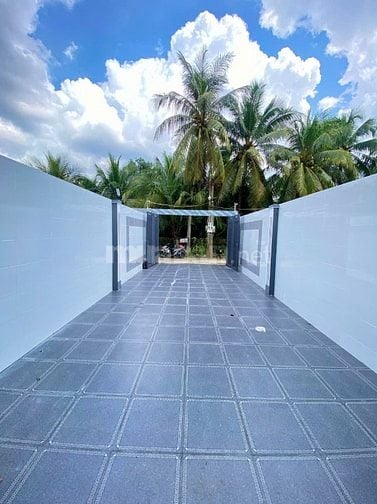 NHÀ LẦU KP2 PHƯỜNG TRUNG AN MỸ THO ĐƯỜNG Ô TÔ 