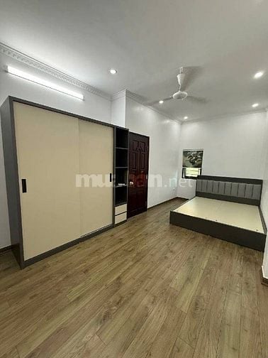Kim Ngưu-Hai Bà Trưng-Nhà Đẹp-3Thoáng-30m2 x 5Tầng-Full Nội Thất-7Tỷ25