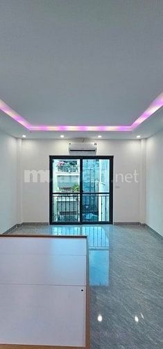 A Thịnh bán nhà 5 tầng, mới, gần chợ, hồ điều hoà, trường học, 7.2 tỷ