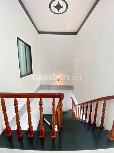 NHÀ LẦU KP2 PHƯỜNG TRUNG AN MỸ THO ĐƯỜNG Ô TÔ 