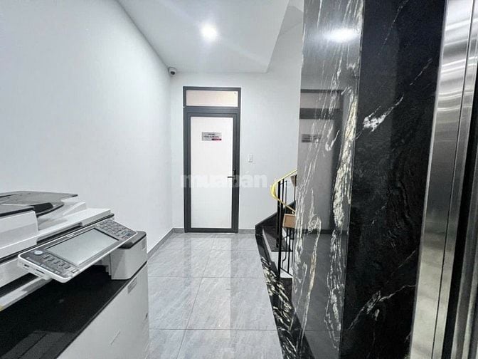 cho thuê phù hợp văn phòng hoặc khu vực trưng bày shrom........