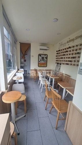 Bán gấp nhà mặt phố Đường Phan Xích Long, Phường 2, Phú Nhuận, HCM 14,