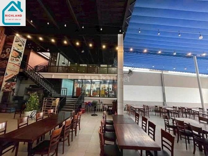 CHO THUÊ NHÀ MẶT TIỀN ĐƯỜNG NGUYỄN HỮU CẢNH QUẬN BÌNH THẠNH