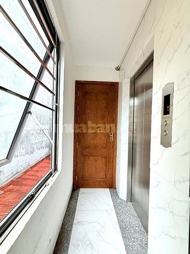 BÁN GẤP - TOÀ CHDV PHỐ KIM MÃ - GIANG VĂN MINH - 50M - 7 TẦNG - MT 11M