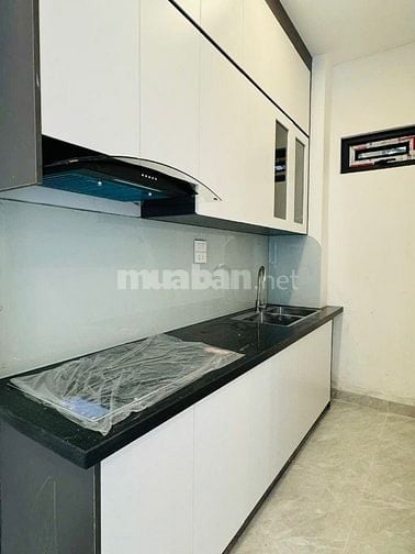 Bán 1Nhà 6T Tặng 1Nhà 6T Dt:71m 10Ngủ Thang Máy Nở Hậu ÔTô Đỗ Cửa