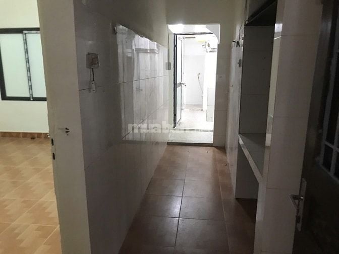 Chính chủ cho thuê căn hộ tập thể tầng 2 khu Thành Công – Ba Đình 