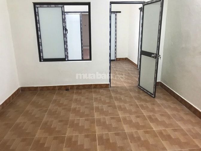 Chính chủ cho thuê căn hộ tập thể tầng 2 khu Thành Công – Ba Đình 