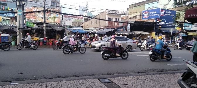 Cho thuệ mặt bằng kinh doanh mặt tiền Trường Chinh.Tân Bình