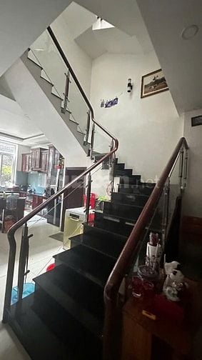 Cho thuê nhà khu Tân Quy Đông Phường Tân Phong Quận 7. cách Lotte 1km 