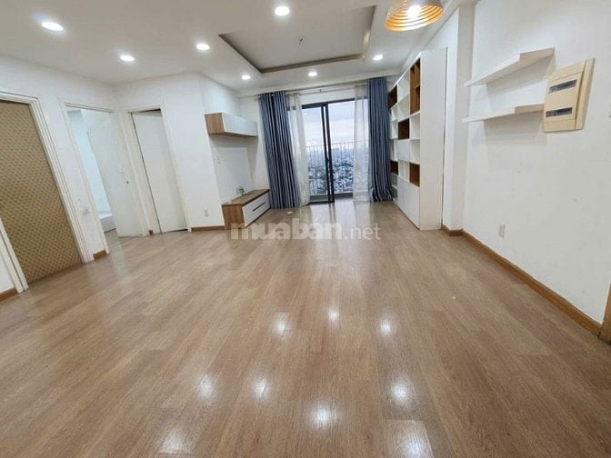 C/c Phú Thạnh, Nguyễn Sơn, TP: 3PN, 2WC 110m2, Căn góc, 10tr/th