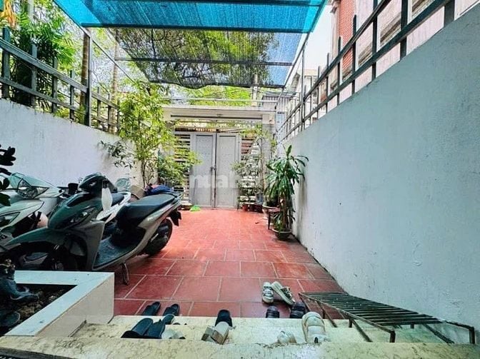 BÁN NHÀ 5 TẦNG KHU PHỐ ÂU CƠ – TÂY HỒ – HÀ NỘI