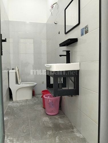 nhà cấp 4 tân xuân đẹp sạch giao ngay cần bán