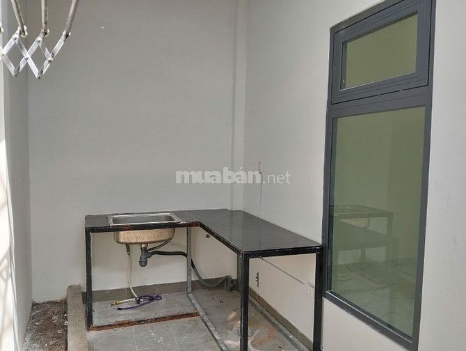 nhà cấp 4 tân xuân đẹp sạch giao ngay cần bán