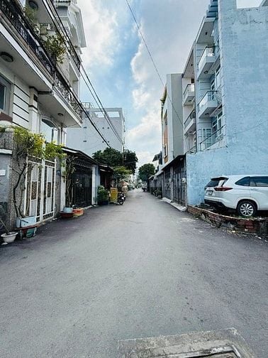 Bán lô đất đẹp hẻm xe hơi (4,2x14) 379/17 Thống Nhất p11 Gò Vấp