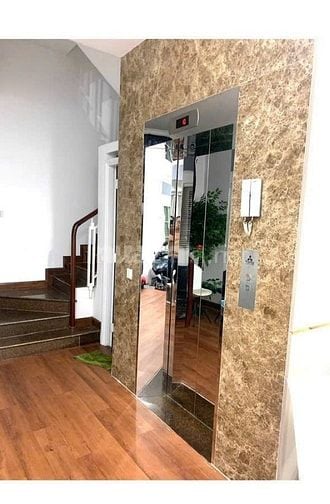 Bán Nhà Đẹp ở Đường Lê Văn Sỹ 4.5x15m 6 Tầng Thang Máy Có HĐ 40 Triệu 