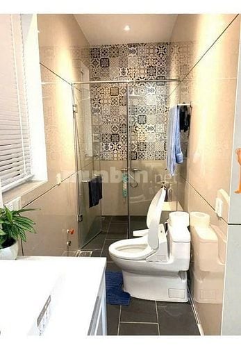 Bán Nhà Đẹp ở Đường Lê Văn Sỹ 4.5x15m 6 Tầng Thang Máy Có HĐ 40 Triệu 