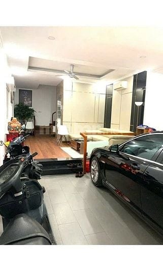 Bán Nhà Đẹp ở Đường Lê Văn Sỹ 4.5x15m 6 Tầng Thang Máy Có HĐ 40 Triệu 