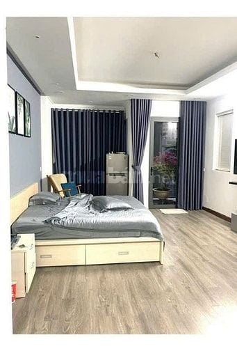 Bán Nhà Đẹp ở Đường Lê Văn Sỹ 4.5x15m 6 Tầng Thang Máy Có HĐ 40 Triệu 