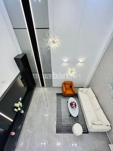 NHÀ BÁN ngay đường Pasteur, Quận 3 đang sẳn dòng tiền thuê 1200 Usd