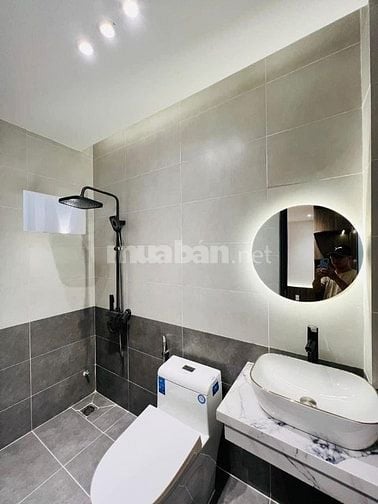 NHÀ BÁN ngay đường Pasteur, Quận 3 đang sẳn dòng tiền thuê 1200 Usd