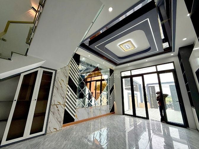 CHÍNH CHỦ CẦN BÁN GẤP NHÀ GẦN CHỢ BÌNH CHÁNH - 700TR NHẬN NHÀ