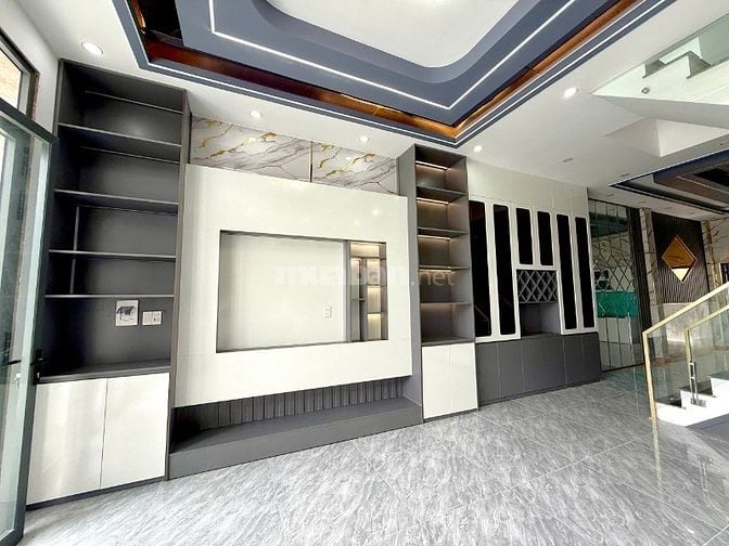 CHÍNH CHỦ CẦN BÁN GẤP NHÀ GẦN CHỢ BÌNH CHÁNH - 700TR NHẬN NHÀ