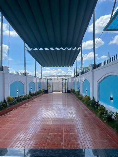 Cho thuê Villa sân vườn KCN Cầu tràm gần Bình Chánh