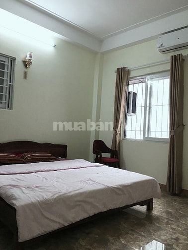 Cho thuê CHMN 50 m2 ở ngõ 467 Hoàng Hoa Thám, Ba Đình vào ở luôn