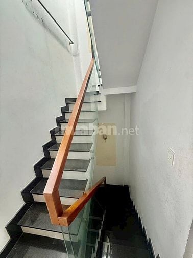 ⭐️Nhà 3 Lầu Mặt tiền đường 30m Nguyễn Xí, P13, Q.Bình Thạnh.