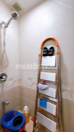 Cần bán nhà đường đoàn văn bơ quận 4 