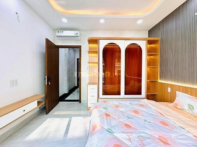 PHÁT MÃI GIÁ TỐT NHẤT KHU VỰC PHÚ NHUẬN NGAY ĐƯỜNG CẦM BÁ THƯỚC 3TỶ700