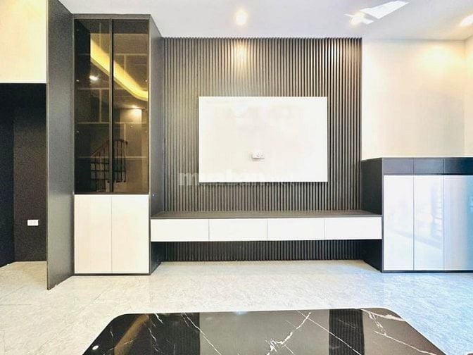 NHÀ ĐẸP 5 TẦNG, 35M2 TAM KHƯƠNG, VIEW TRƯỜNG TH, 3 GÁC ĐỖ CỬA, 8,5 TỶ