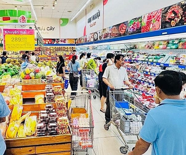 Tuyển Gấp Nhân Viên Trung Tuổi Phụ Quầy Hàng Làm Việc Tại Siêu Thị