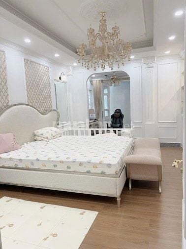 Chính Chủ Cho Thuê Nhà Mới Đẹp,Full Đồ tại: Hoàng Hoa Thám- Ba Đình