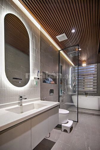 ĐẨY NHANH NHÀ MẶT TIỀN NGAY XÔ VIẾT NGHỆ TĨNH CHỈ 15TỶ 85M2 SHR 