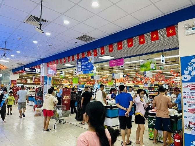 Cần Tuyển Gấp Sinh Viên, Trung Tuổi Bán Hàng Tạp Vụ, Bảo Vệ Giáp Tết