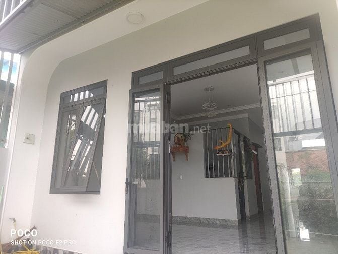 Bán nhà chính chủ xây chủ ở mới 90% do chuyển công tác