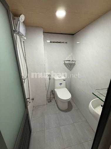 Cho Thuê nha nguyen can Q10 Mới xây đường Ngô Gia Tự gần BV Hòa Hảo