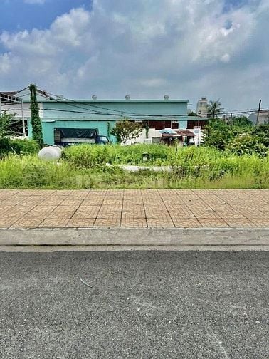 ĐẤT THỔ CƯ TRUNG TÂM DĨ AN – GẦN CHỢ, DÂN CƯ ĐÔNG - 97m² – GIÁ 833tr